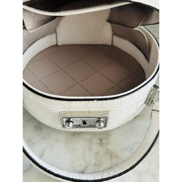 Michael Kors White Crossbody Serena Croc Embossed Small Circle Wedding Handbag - Picture 14 of 16